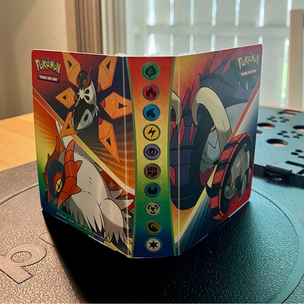 Mini Pokémon Card Portfolio (Scarlet and Violet—Paldea Evolved)